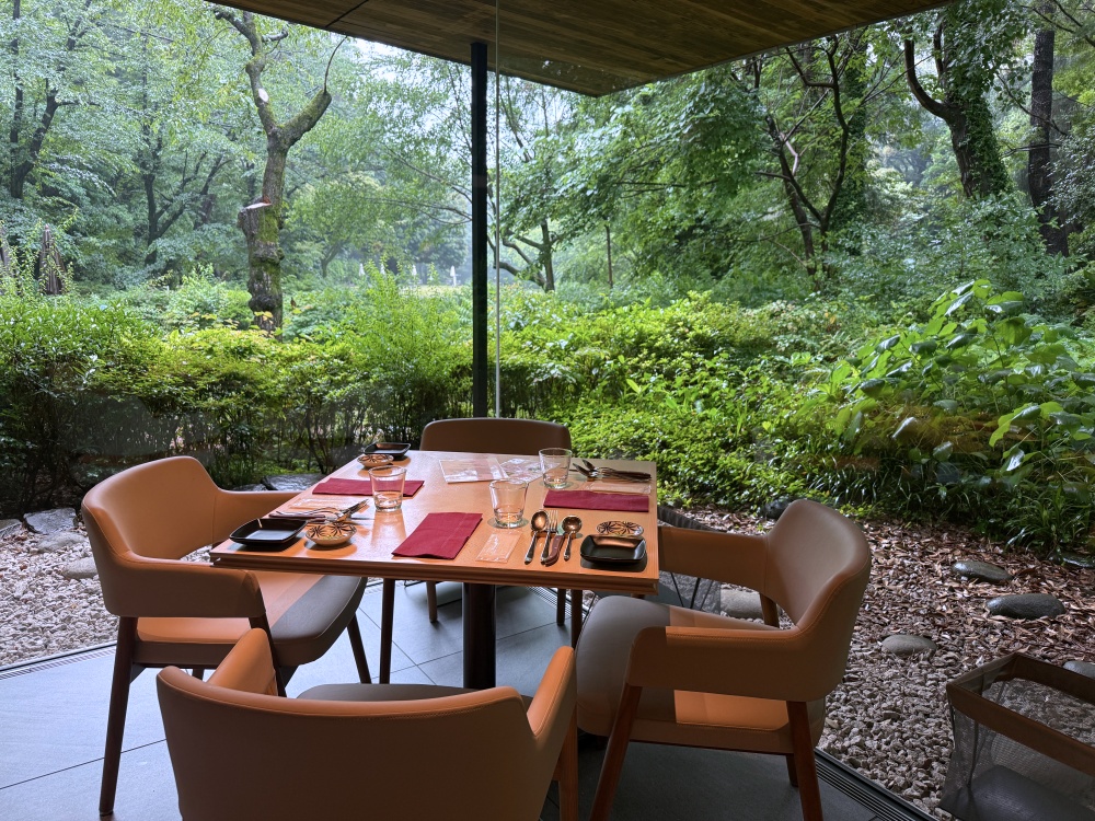 2025年東京日本庭園餐廳|TEIEN Restaurant comodo 2025年東京日本庭園餐廳|TEIEN Restaurant comodo