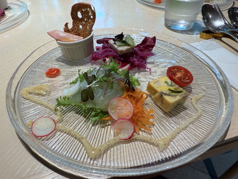 2025年東京日本庭園餐廳|TEIEN Restaurant comodo 2025年東京日本庭園餐廳|TEIEN Restaurant comodo